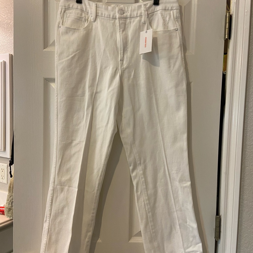 Good American “Good Curve” jeans. White, cropped. Never worn.